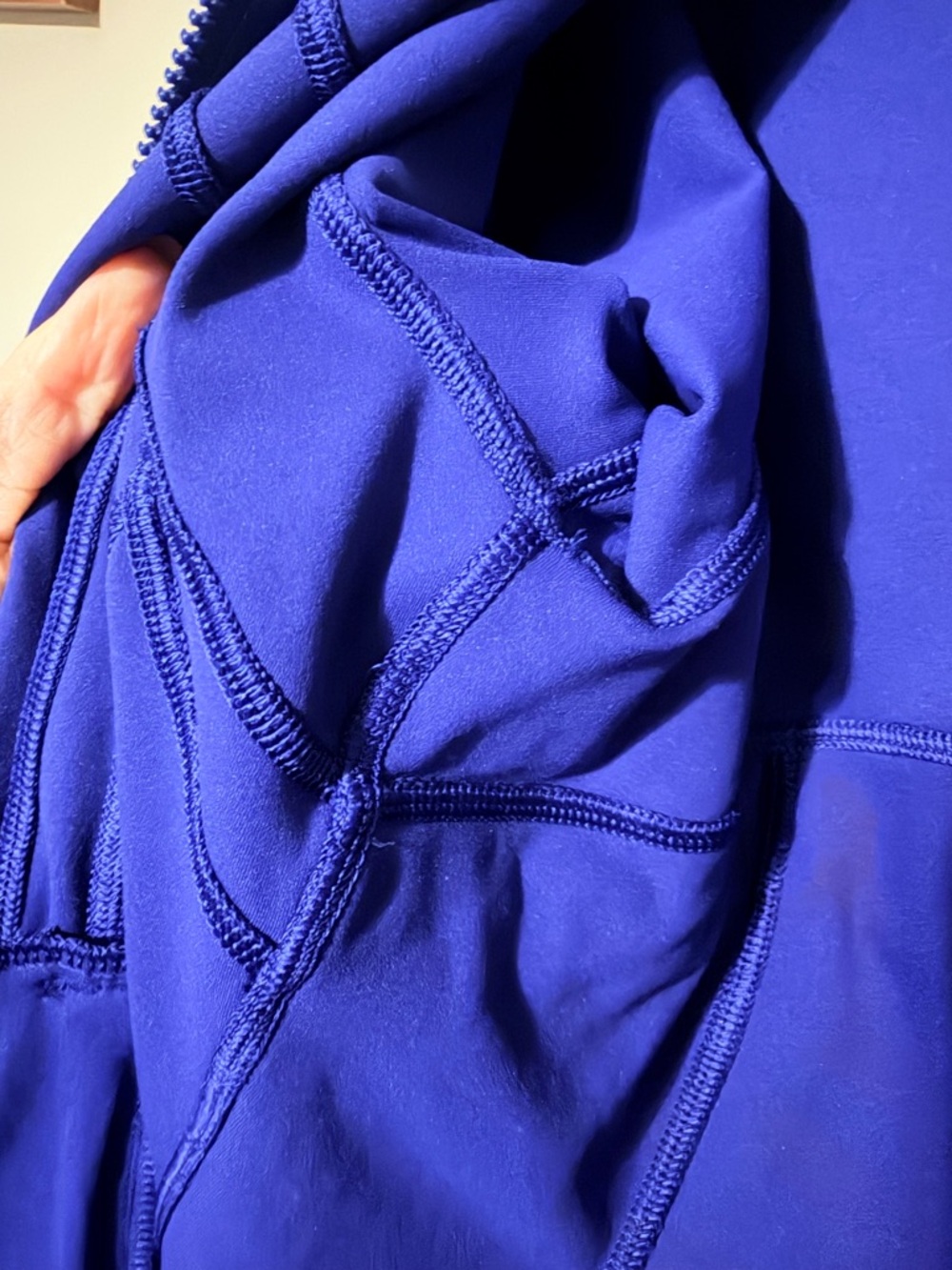 Lululemon Define Cropped Hooded Jacket Nulu in Deep Sea Blue - Picture 6 of 8